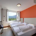 Isolino Aparthotel 3*