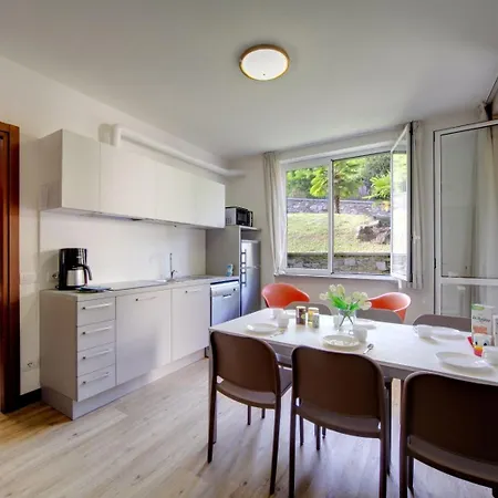 Isolino Hotel apartamentowy 3*