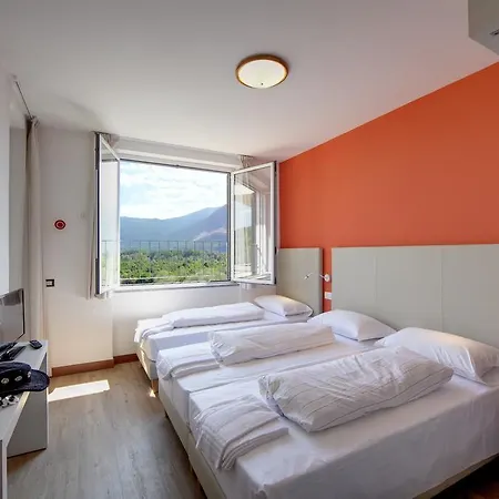 Isolino Hotel apartamentowy 3*
