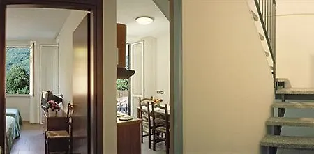 Isolino Hotel apartamentowy 3*