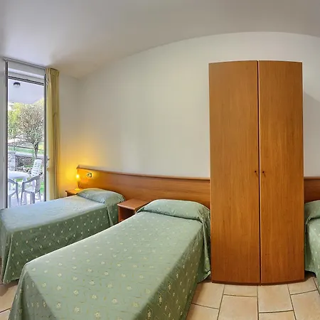 Hotel apartamentowy Isolino 3*