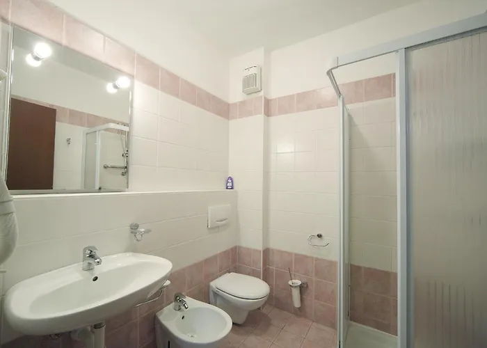 Aparthotel Isolino Verbania