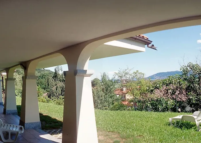 Isolino Apart-hotel 3*